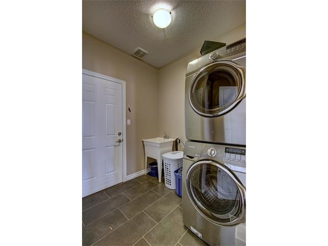 315 Countrystone Crescent, Kitchener, Ontario, Canada