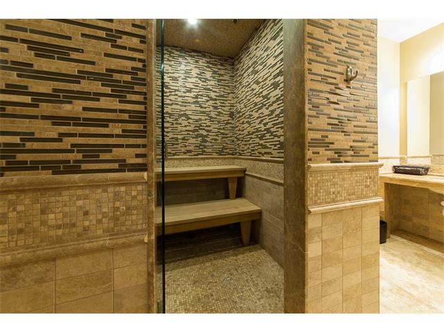 1002 223 Erb Street W, Waterloo, Ontario, Canada