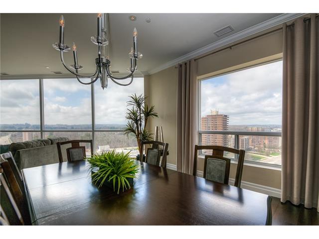 1002 223 Erb Street W, Waterloo, Ontario, Canada