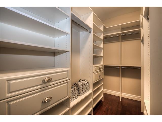 1002 223 Erb Street W, Waterloo, Ontario, Canada