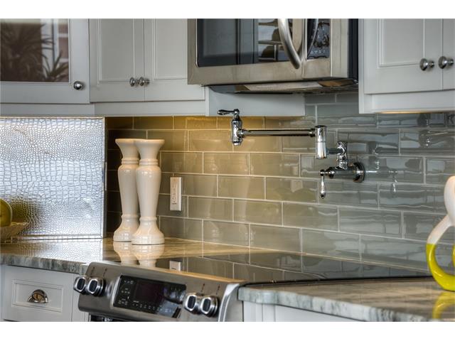 1002 223 Erb Street W, Waterloo, Ontario, Canada