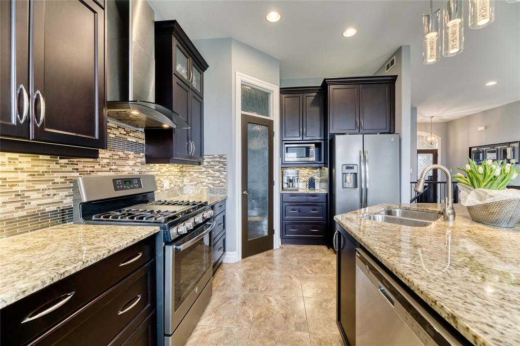 2977 MARYS LANE, Sarnia Ontario, Canada