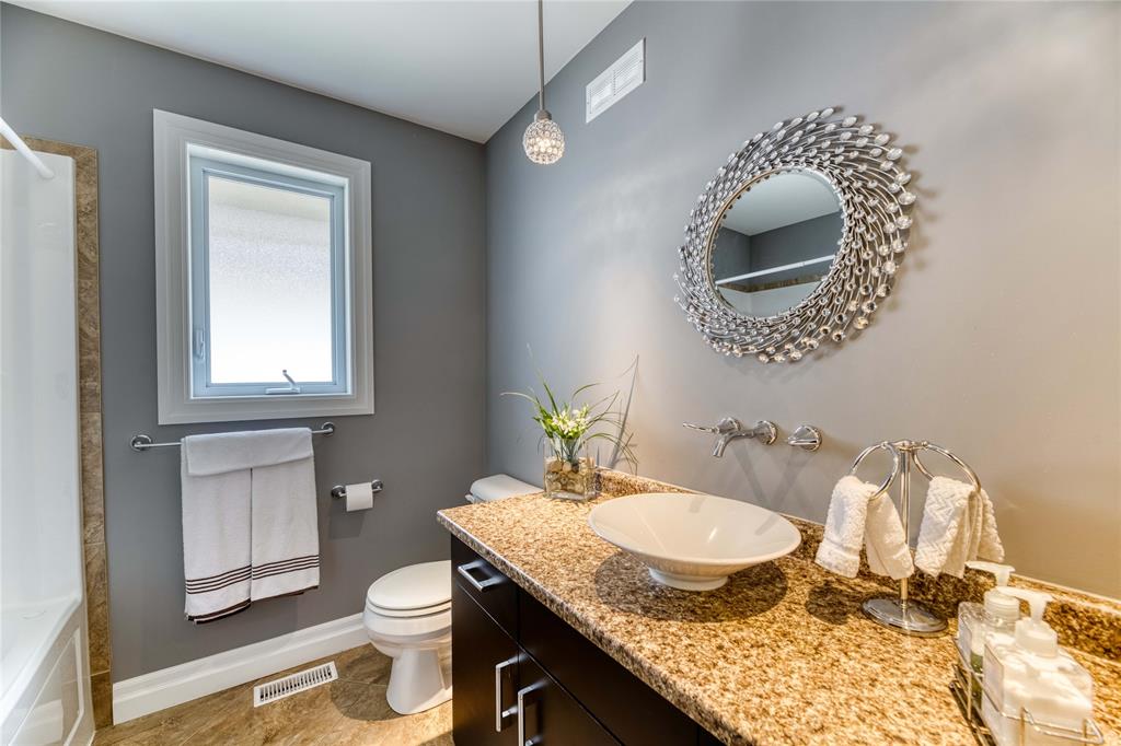2977 MARYS LANE, Sarnia Ontario, Canada