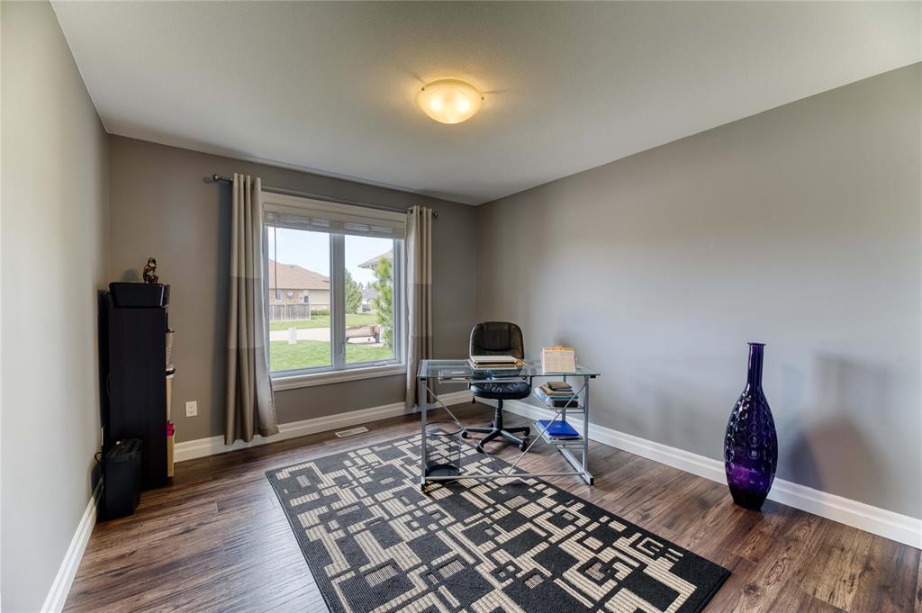 2977 MARYS LANE, Sarnia Ontario, Canada