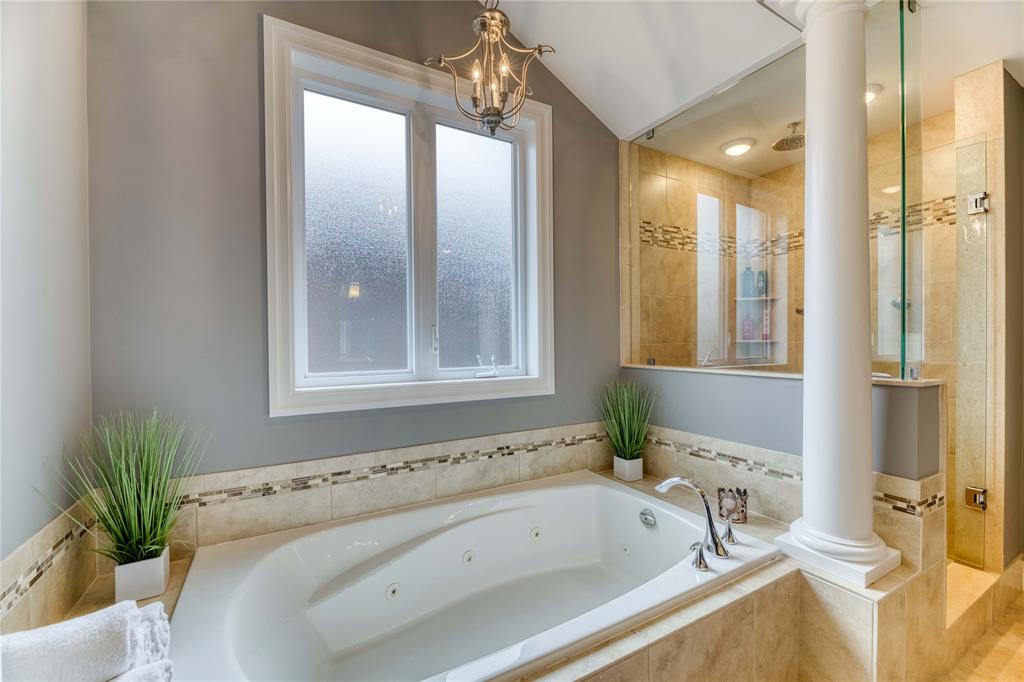 2977 MARYS LANE, Sarnia Ontario, Canada