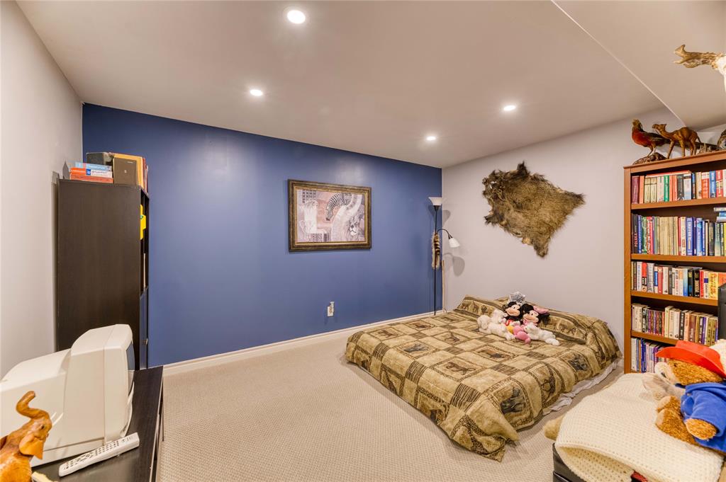 2977 MARYS LANE, Sarnia Ontario, Canada
