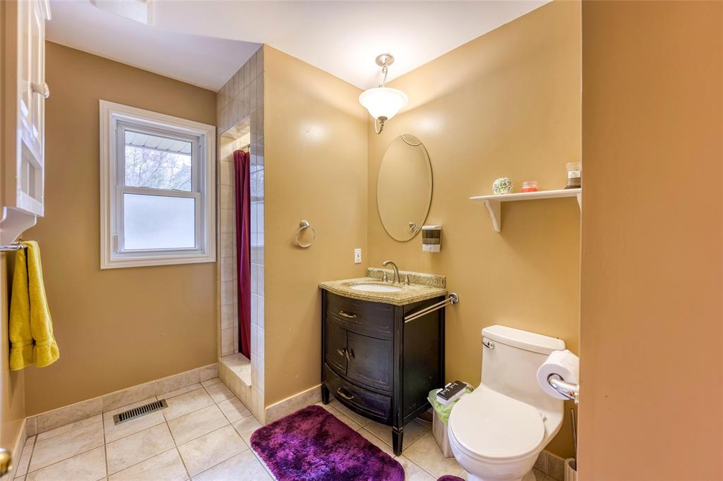 1801 MODELAND Road, Sarnia, Ontario, Canada