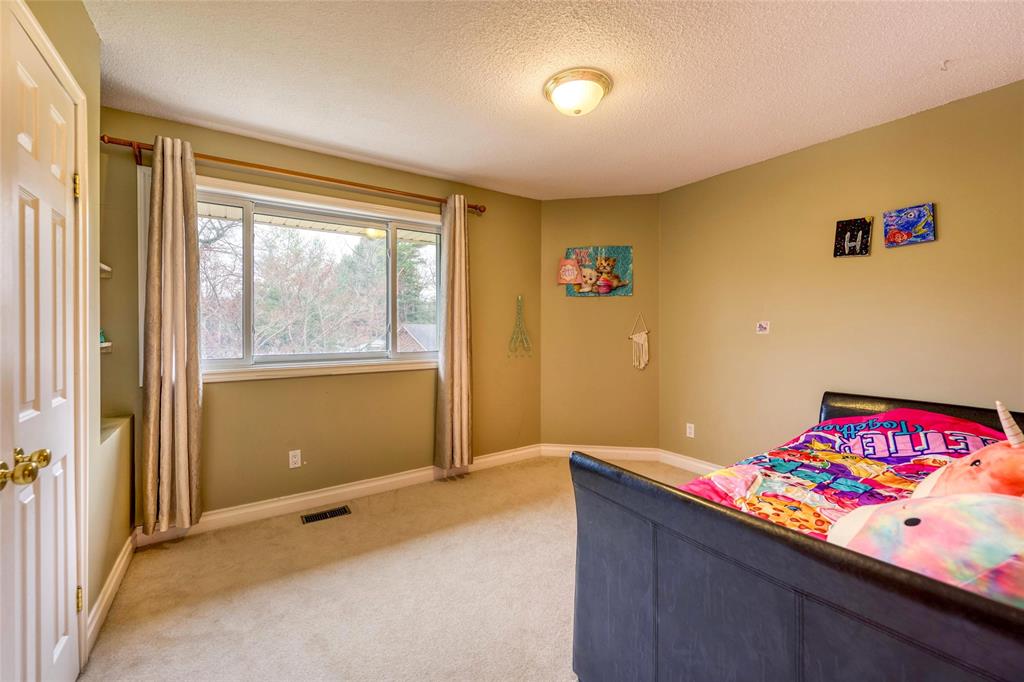 1801 MODELAND Road, Sarnia, Ontario, Canada
