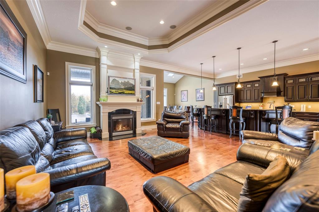 1726 MODELAND Road, Sarnia, Ontario, Canada
