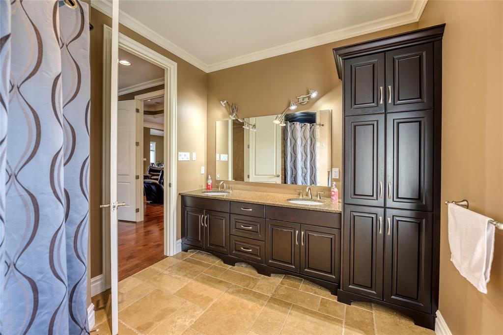 1726 MODELAND Road, Sarnia, Ontario, Canada