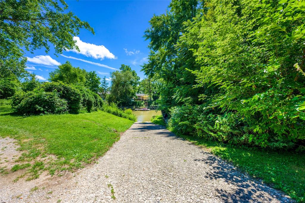 8429 DEFORE Drive, Lambton Shores, Ontario, Canada