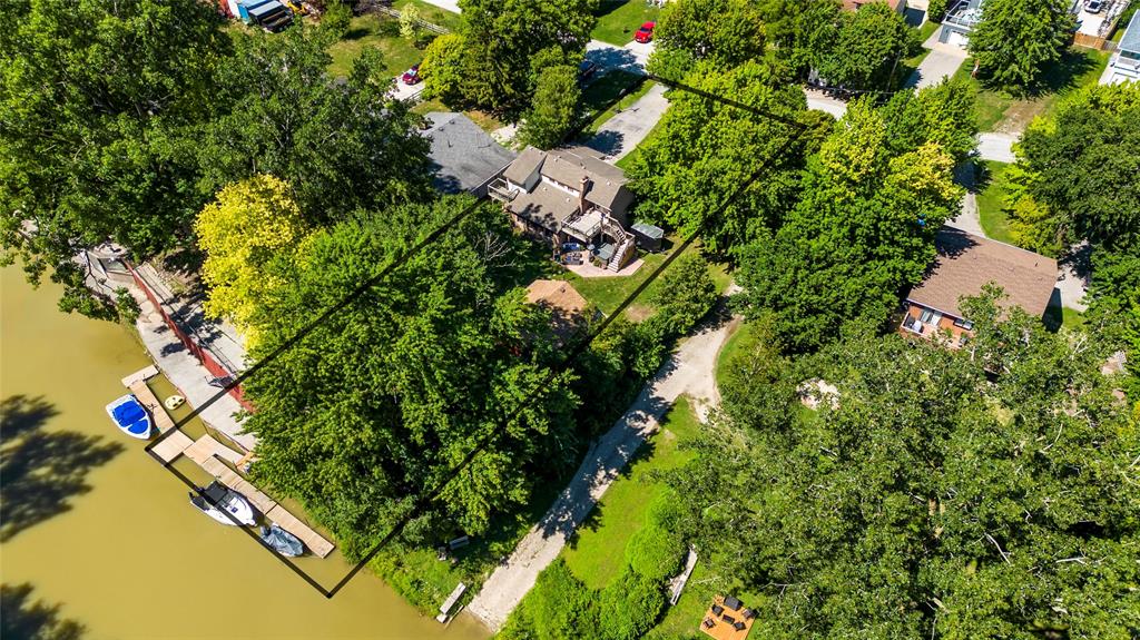 8429 DEFORE Drive, Lambton Shores, Ontario, Canada