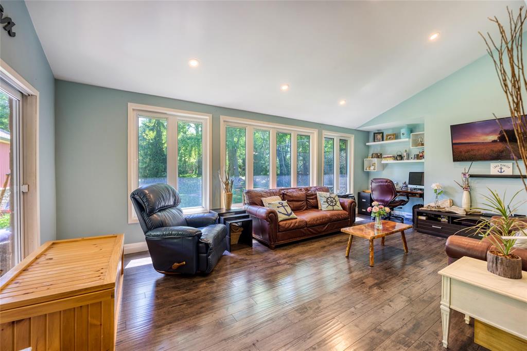 8429 DEFORE Drive, Lambton Shores, Ontario, Canada