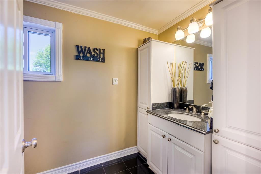 8429 DEFORE Drive, Lambton Shores, Ontario, Canada