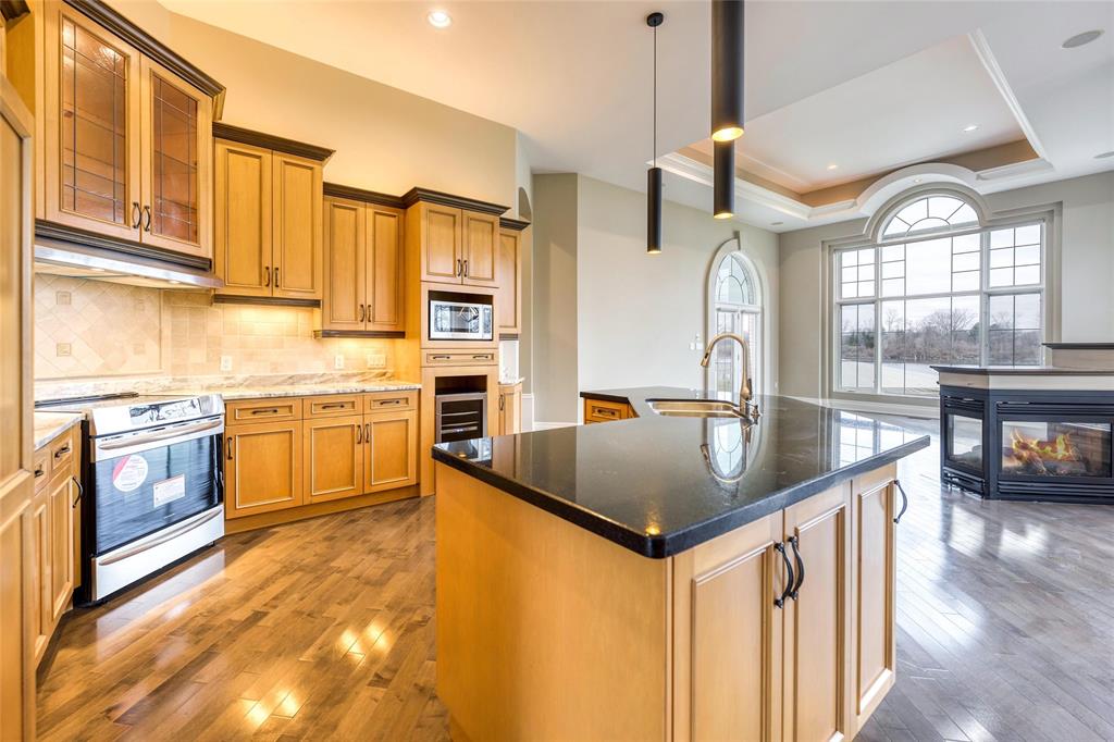 1671 MODELAND Road, Sarnia, Ontario, Canada