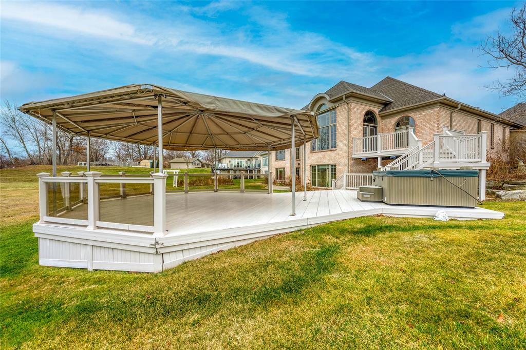 1671 MODELAND Road, Sarnia, Ontario, Canada