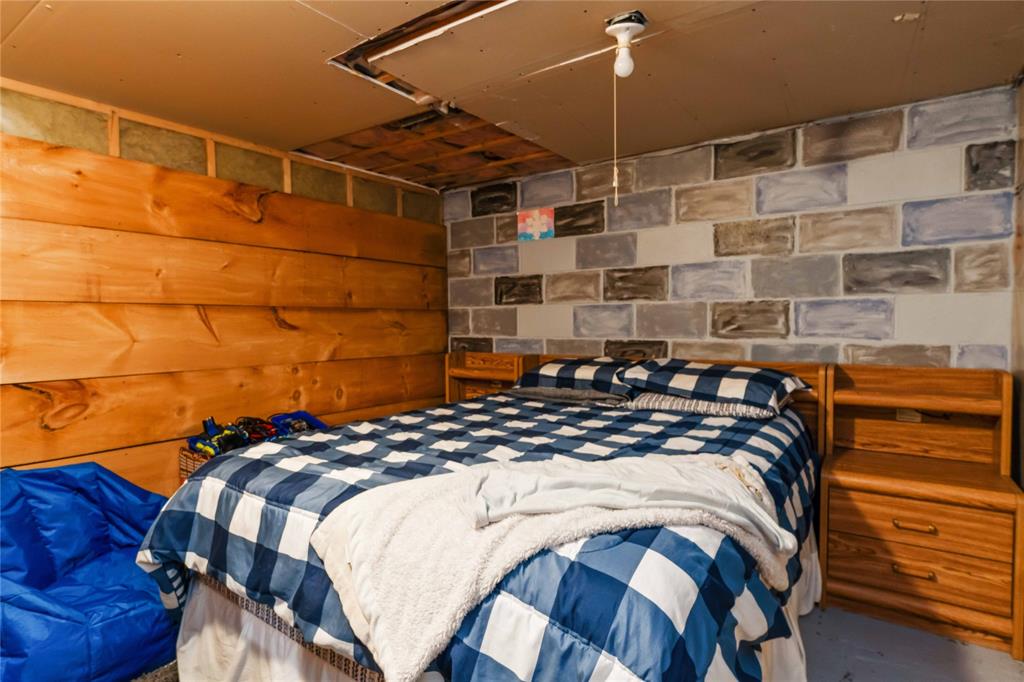 1500 OLD LONDON Road, Sarnia, Ontario, Canada
