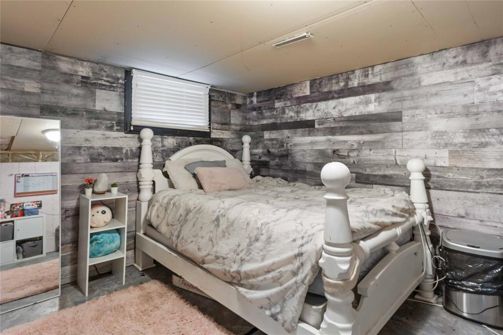 1500 OLD LONDON Road, Sarnia, Ontario, Canada