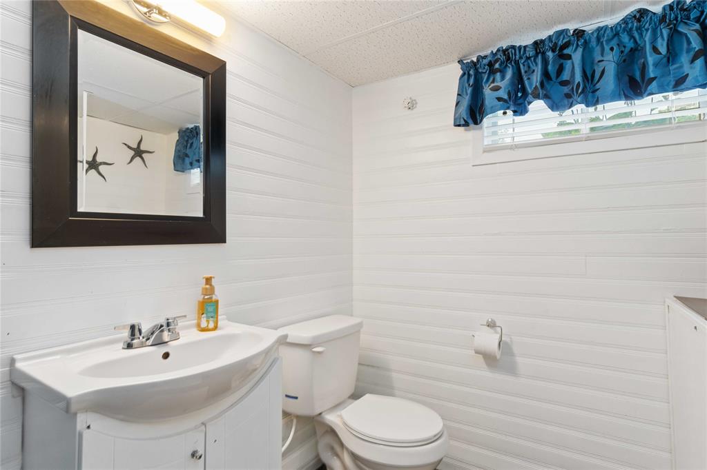 1500 OLD LONDON Road, Sarnia, Ontario, Canada