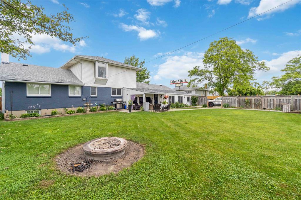 1500 OLD LONDON Road, Sarnia, Ontario, Canada