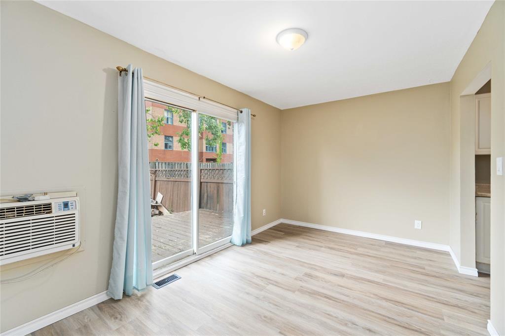 881 CARLETON Place Unit# 6, Sarnia, Ontario, Canada