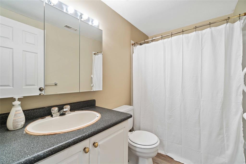 881 CARLETON Place Unit# 6, Sarnia, Ontario, Canada