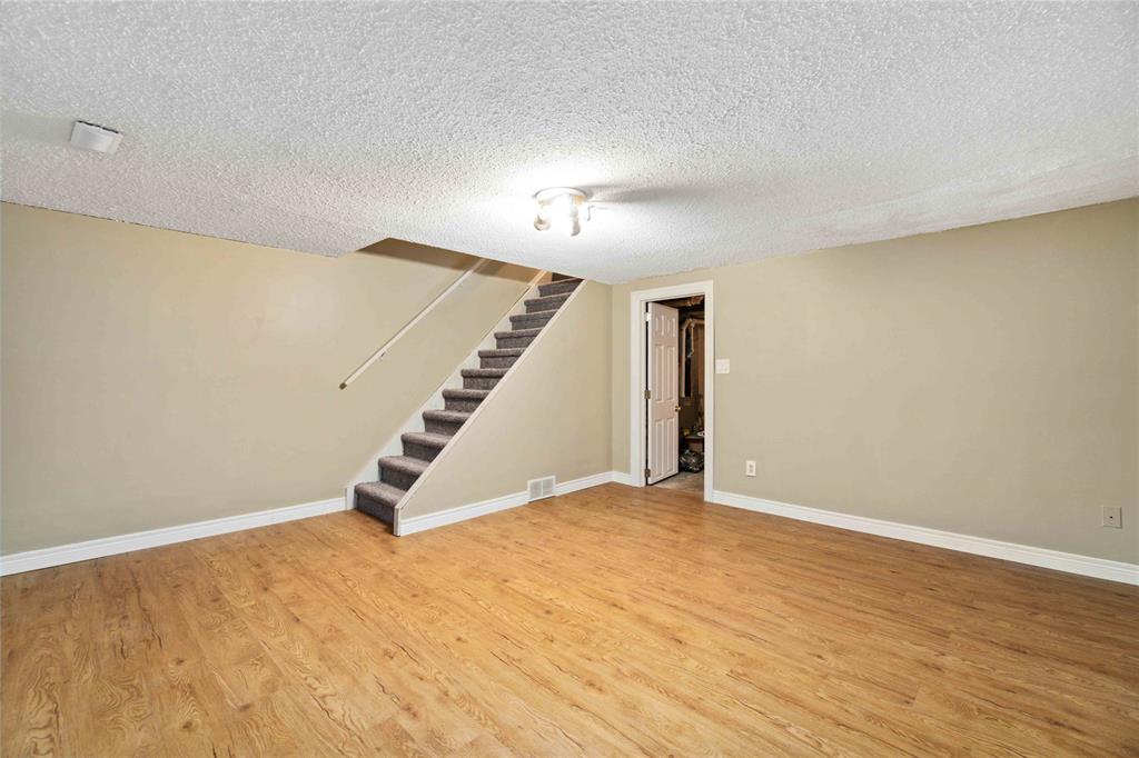 881 CARLETON Place Unit# 6, Sarnia, Ontario, Canada