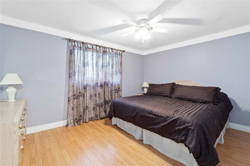 929 ASSINIBOINE Crescent, Sarnia, Ontario, Canada photo 12