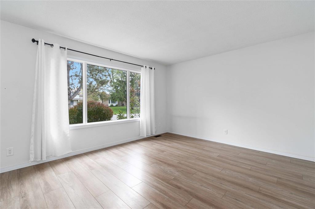 1023 SALISBURY Street Unit# 7, Sarnia, Ontario, Canada photo 6