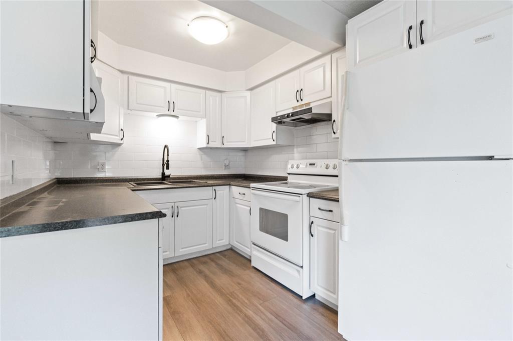 1023 SALISBURY Street Unit# 7, Sarnia, Ontario, Canada photo 8