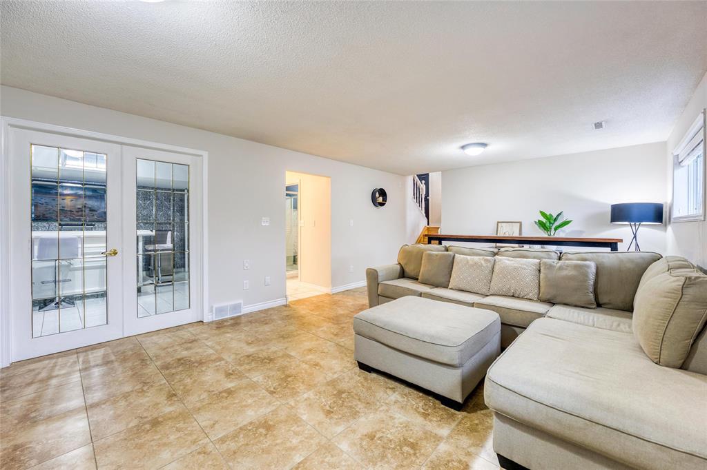 355 ALFRED Street, Sarnia, Ontario, Canada