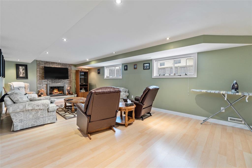 57 TURNER Drive, Sarnia, Ontario, Canada photo 19