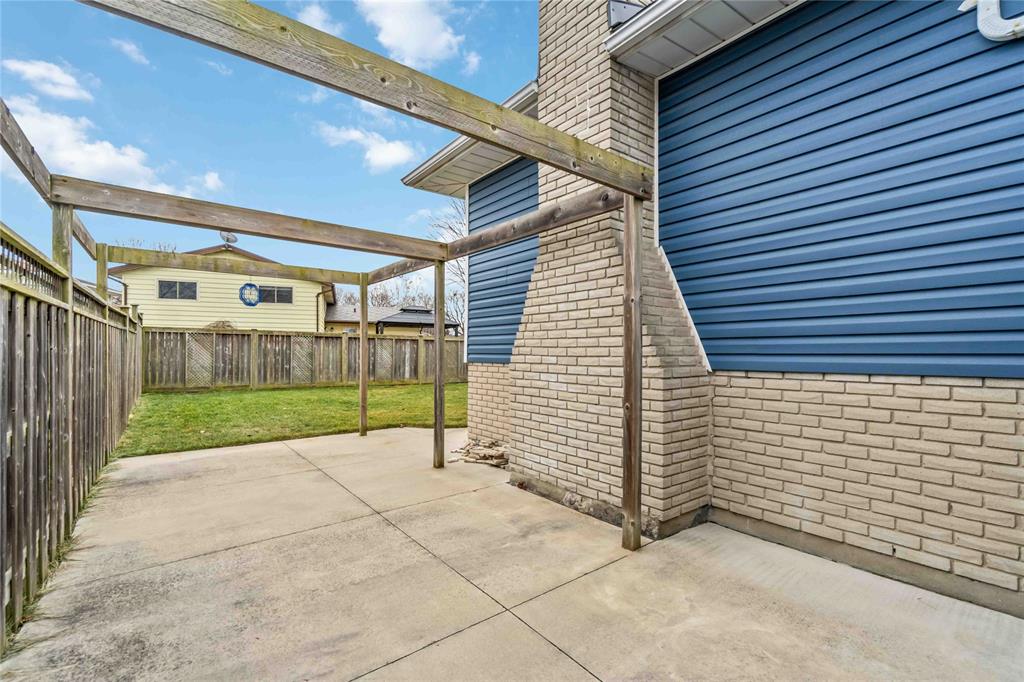 57 TURNER Drive, Sarnia, Ontario, Canada photo 25