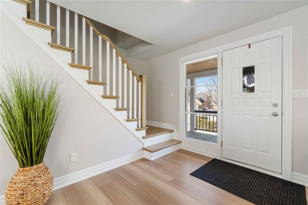 1374 CHRISTINA Street North, Sarnia, Ontario, Canada