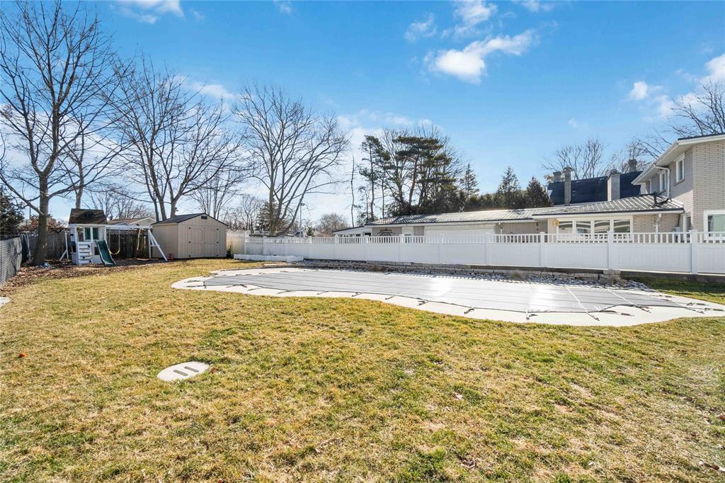 1374 CHRISTINA Street North, Sarnia, Ontario, Canada
