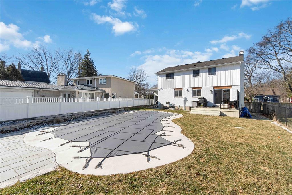 1374 CHRISTINA Street North, Sarnia, Ontario, Canada