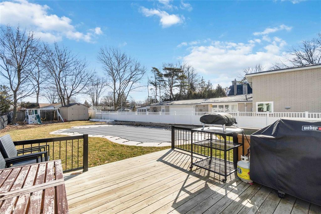 1374 CHRISTINA Street North, Sarnia, Ontario, Canada