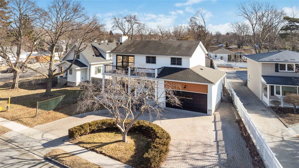 1374 CHRISTINA Street North, Sarnia, Ontario, Canada