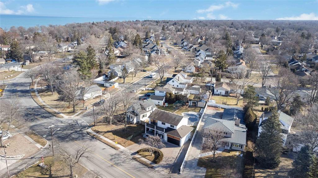1374 CHRISTINA Street North, Sarnia, Ontario, Canada