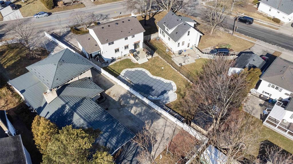 1374 CHRISTINA Street North, Sarnia, Ontario, Canada