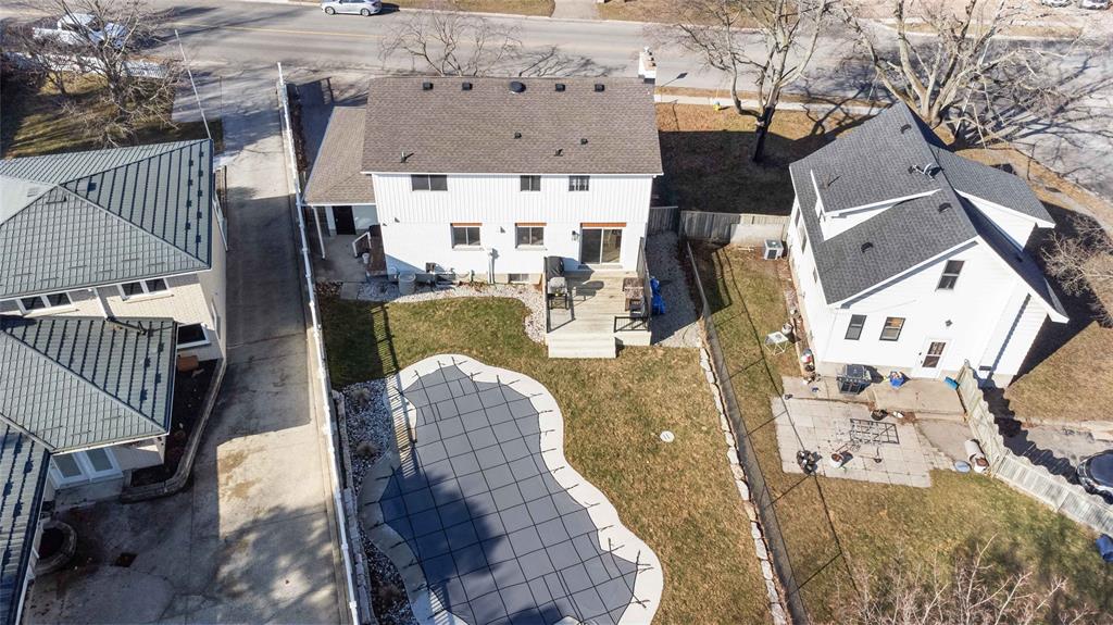 1374 CHRISTINA Street North, Sarnia, Ontario, Canada