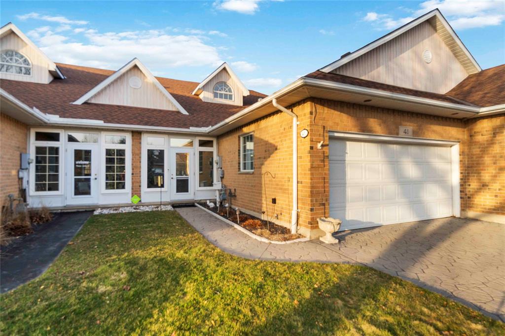41 MICHAEL SNOW Court, Sarnia, Ontario, Canada