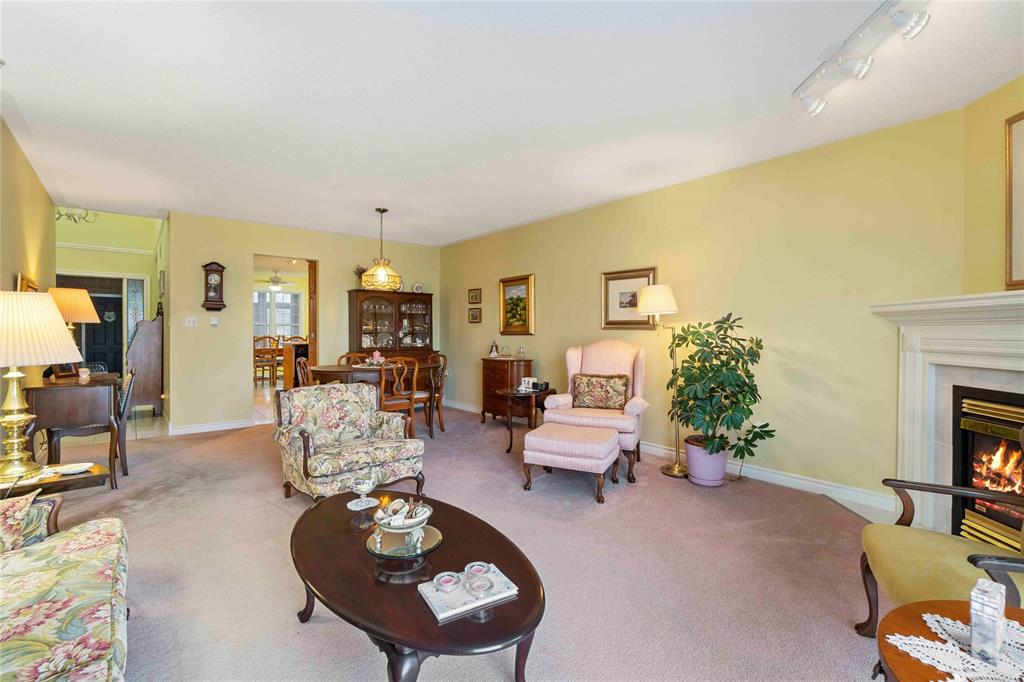41 MICHAEL SNOW Court, Sarnia, Ontario, Canada