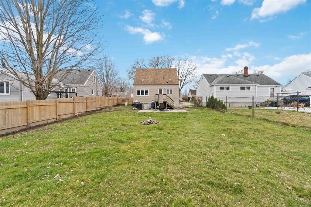 674 HALL Street, Sarnia, Ontario, Canada photo 20