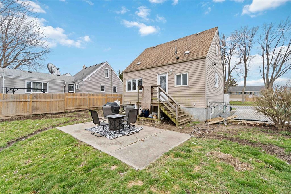 674 HALL Street, Sarnia, Ontario, Canada photo 21