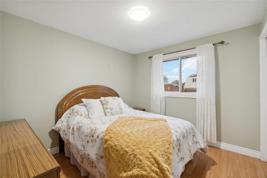 929 ASSINIBOINE Crescent, Sarnia, Ontario, Canada photo 14