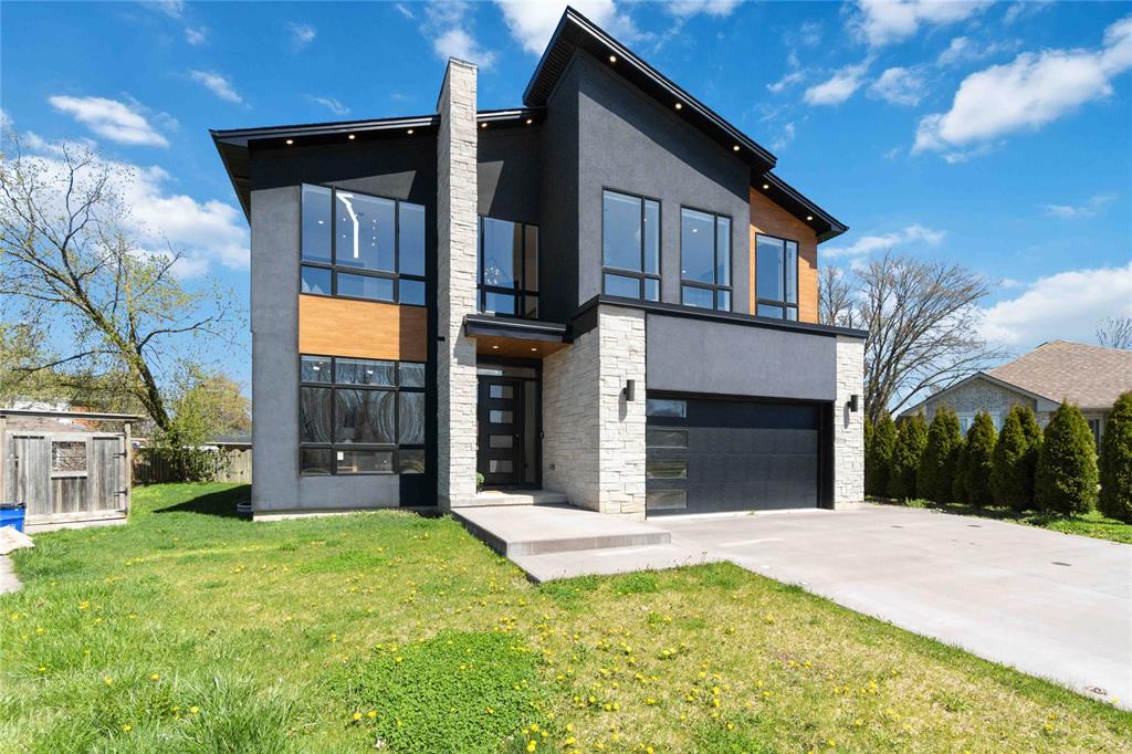414 SILVER SANDS Lane, Sarnia, Ontario, Canada