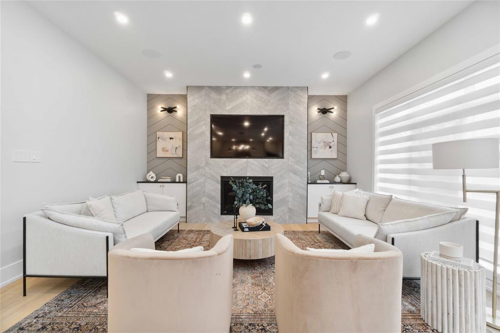 414 SILVER SANDS Lane, Sarnia, Ontario, Canada