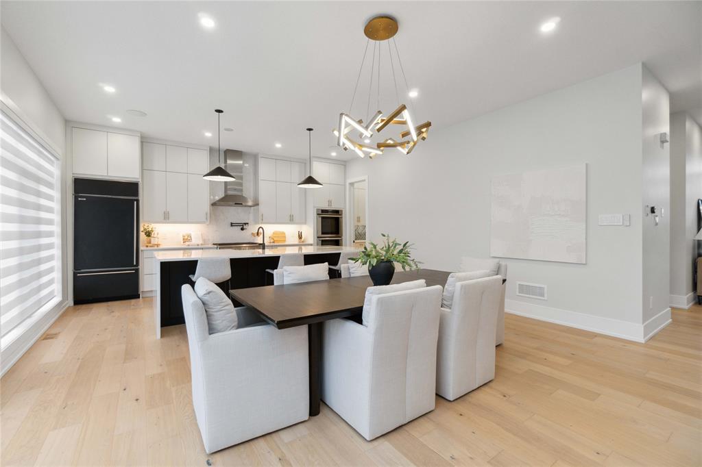 414 SILVER SANDS Lane, Sarnia, Ontario, Canada