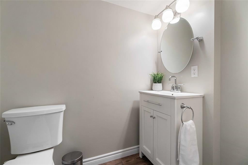 654 ORCHARD Avenue, Sarnia, Ontario, Canada